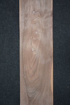 Amerikanischer Nussbaum Furnier 212 x 19 cm | 0.6mm | 0,403m&sup2;