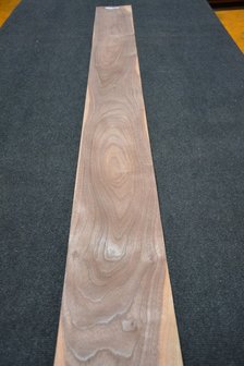 Amerikanischer Nussbaum Furnier 212 x 19 cm | 0.6mm | 0,403m&sup2;