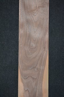 Amerikanischer Nussbaum Furnier 212 x 19 cm | 0.6mm | 0,403m&sup2;