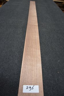 Amerikanischer Nussbaum Furnier 190 x 10-12 cm | 0.6mm | 0,209m&sup2;