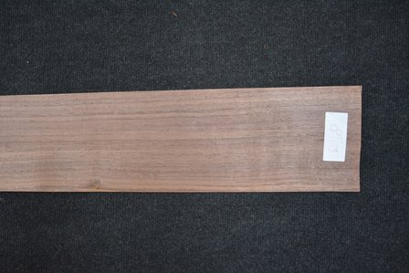 Amerikanischer Nussbaum Furnier 200 x 12-16 cm | 0.6mm | 0,322m&sup2;