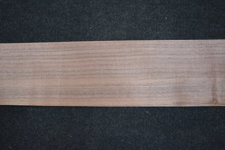 Amerikanischer Nussbaum Furnier 200 x 12-16 cm | 0.6mm | 0,322m&sup2;