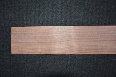 Amerikanischer Nussbaum Furnier 200 x 12-16 cm | 0.6mm | 0,322m&sup2;
