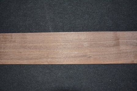 Amerikanischer Nussbaum Furnier 210 x 13-16 cm | 0.6mm | 0,304m&sup2;