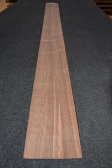 Amerikanischer Nussbaum Furnier 210 x 13-16 cm | 0.6mm | 0,304m&sup2;