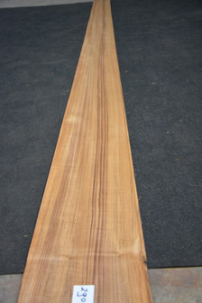 Teakholz Furnier 410 x 19-25 cm | 0.6 mm | 0,902m&sup2;