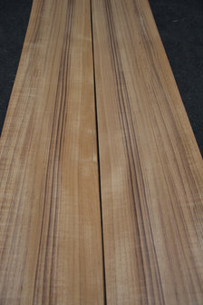 Teakholz Furnier 410 x 19-25 cm | 0.6 mm | 0,902m&sup2;
