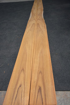 Teakholz Furnier 410 x 14-15 cm | 0.6 mm | 0,595m&sup2;