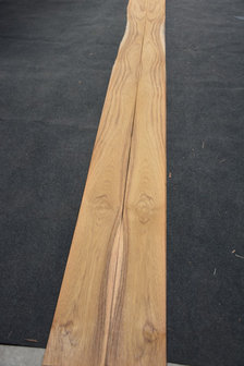 Teakholz Furnier 410 x 14-15 cm | 0.6 mm | 0,595m&sup2;
