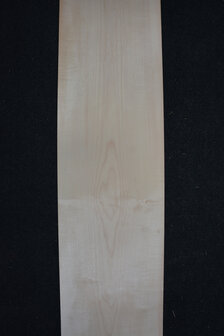 Ahorn Furnier  240 x 26-24cm | 0.6mm | 0,600m&sup2;