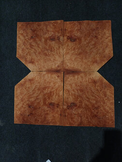 Madrona furnier 28/19 x 25 - 25 cm | 0.6 mm | 0,0614 m&sup2;