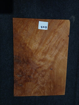 Madrona furnier 44 x 30 - 20 cm | 0.6 mm | 0,1360 m&sup2;