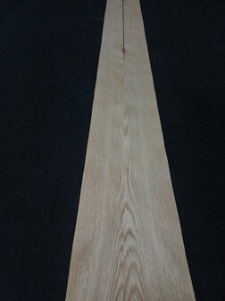 Amerikanische Eiche furnier 235 x 12,5 - 15,5 cm | 0.6 mm | 0,4759 m&sup2;