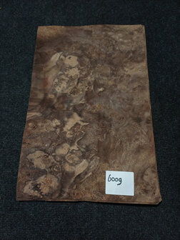 Wurzelholz furnier 39 x 25 - 25 cm | 0.6 mm | 0,1463 m&sup2;