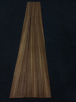 Dibetou furnier 155 x 8,5 - 10 cm | 0.6 mm | 0,2093 m&sup2;