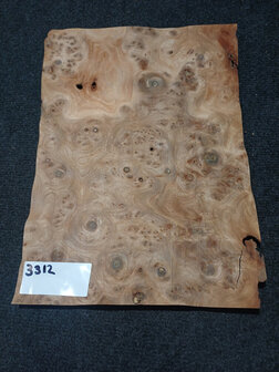 Ulmenwurzelholz furnier 34 x 25 - 25 cm | 0.6 mm | 0,1275 m&sup2;