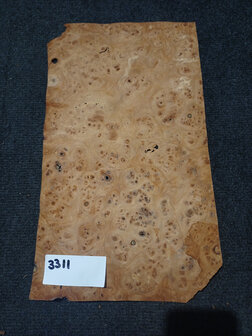 Ulmenwurzelholz furnier 39 x 22 - 22 cm | 0.6 mm | 0,1287 m&sup2;