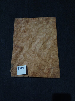 Ulmenwurzelholz furnier 31 x 21 - 21 cm | 0.6 mm | 0,0977 m&sup2;