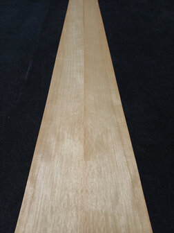 Limba furnier 300 x 23,5 - 16 cm | 0.6 mm | 0,9450 m&sup2;