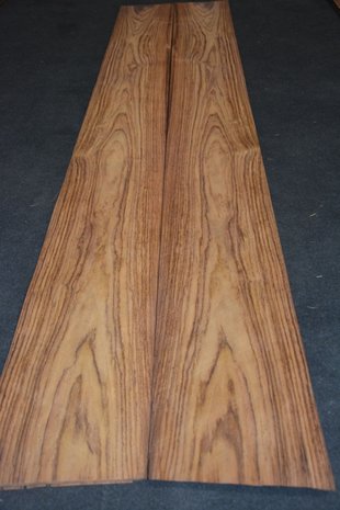 Indisch palissander Furnier 256 x 28-29 cm | 0.6 mm | 0,7296m²