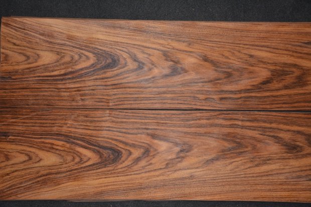Indisch palissander Furnier 235 x 23-27 cm | 0.6 mm | 0,5875m²