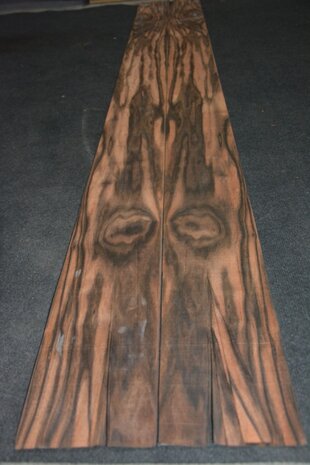 Coromandel Furnier 301 x 16-21 cm | 0.6mm | 0,5569m²