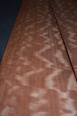 Makore Furnier 223 x 32 cm | 0.6mm |  0,71m²
