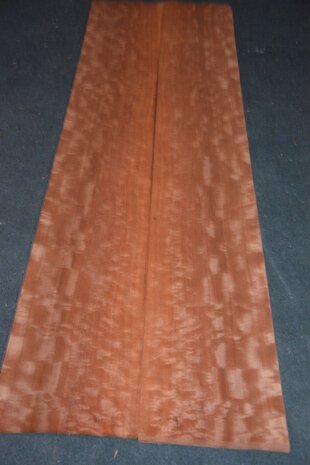 Makore Furnier 212 x 34 cm | 0.6mm | 0,72m²