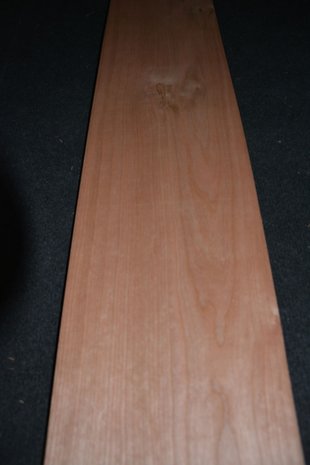 Kirschbaum Furnier 255 x 19 cm | 0.6mm | 0,49m²