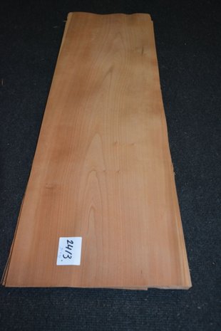 Kirschbaum Furnier 95 x 31 cm | 0.6mm | 0,29m²