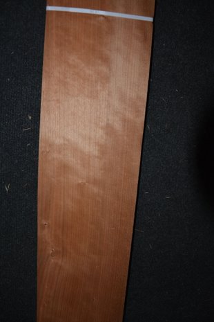 Kirschbaum Furnier 97 x 14 cm | 0.6mm | 0,14m²