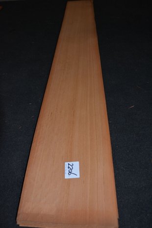 Oregon Pine Furnier 215 x 24-27 cm | 0.6 mm | 0,55m²