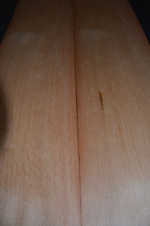Oregon Pine Furnier 230 x 28-29 cm | 0.6 mm | 0,66m²