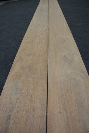 Braunholz Furnier 325 x 22 cm | 0.6mm | 0,715m²