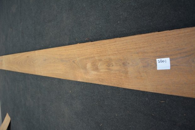 Braunholz Furnier 325 x 22 cm | 0.6mm | 0,715m²