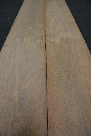 Braunholz Furnier 325 x 23-25 cm | 0.6mm | 0,780m²