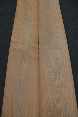 Braunholz Furnier 325 x 23-25 cm | 0.6mm | 0,780m²