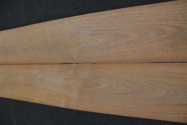 Braunholz Furnier 325 x 23-25 cm | 0.6mm | 0,780m²