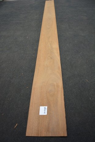 Braunholz Furnier 325 x 19-22 cm | 0.6mm | 0,666m²