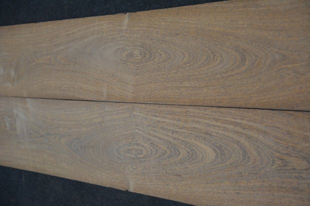 Braunholz Furnier 325 x 19-22 cm | 0.6mm | 0,666m²