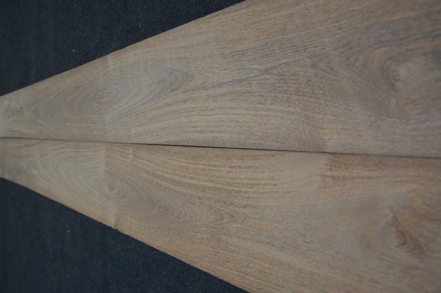 Braunholz Furnier 325 x 19-22 cm | 0.6mm | 0,666m²
