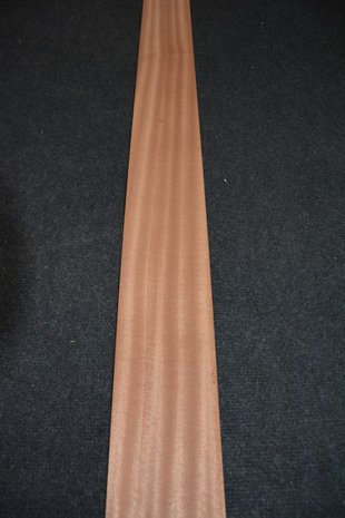 Sipo-Mahagoni Furnier 225 x 10-11 cm | 0.6mm | 0,261m²