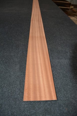 Sipo-Mahagoni Furnier 225 x 10-11 cm | 0.6mm | 0,261m²