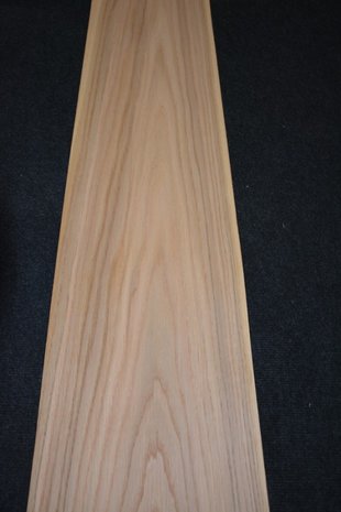 Europ&auml;ische Eiche furnier 154 x 23,5 - 23,5 cm | 0.6 mm | 0,3619 m&sup2;