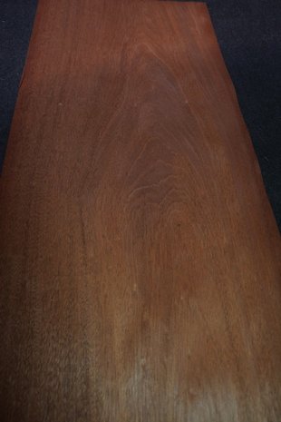 Santos-Palisander furnier 173 x 9 - 9 cm | 0.6 mm | 0,1557 m&sup2;