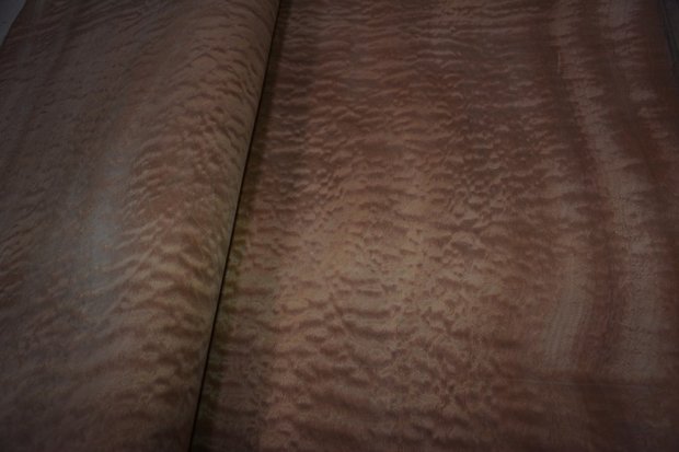 Pommele-Mahagoni Furnier 254 x 66 cm | 0.6mm | 1,676m2