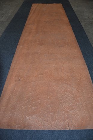 Pommele-Mahagoni Furnier 254 x 66 cm | 0.6mm | 1,676m2