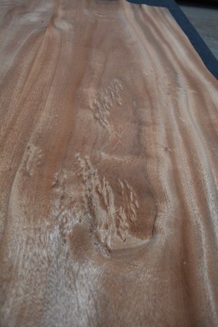 Mahonie Khaya Ivorensis Furnier 254 x 52 cm | 0.6mm | 1,321m²
