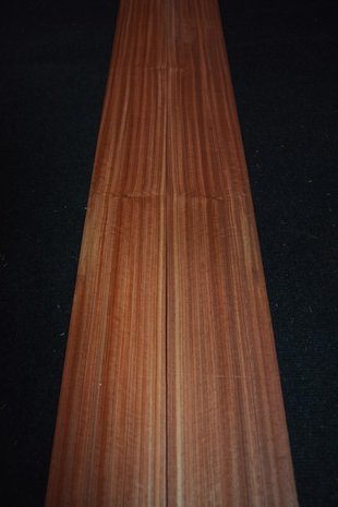 Rosenholz Furnier 307 x 11-14 cm | 0.6 mm |0,382 m2 | kwartiers