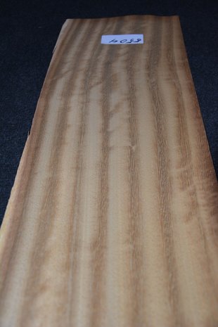 Iroko Furnier 210 x 21-22 cm | 0.6mm | 0,452 m2